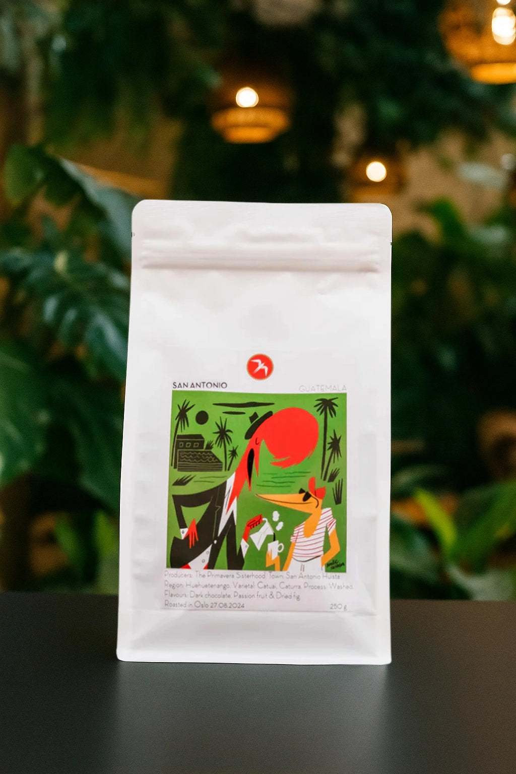 San Antonio er kaffebønner med smak av brunt sukker, valnøtt og papaya. Kaffebønnene er produsert i Guatemala og brent i Oslo hos Fuglen